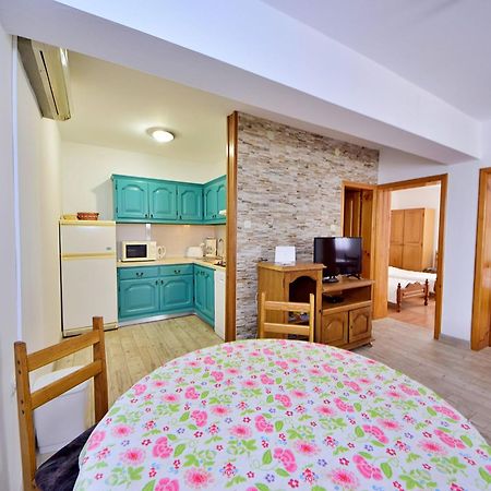 Apartment Ivamar-1 By Interhome เยเซรา ภายนอก รูปภาพ